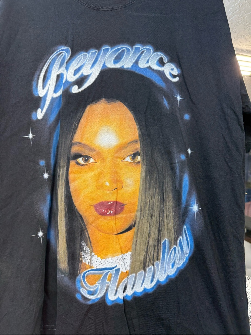 Beyoncé Graphic Tee - Black with Blue & Yellow Print - Picture 2 of 4